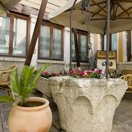 Do Pozzi Венеция