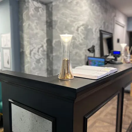 ホテル ド ポッツィ 3*