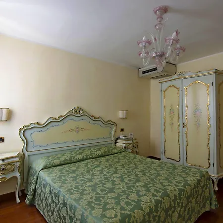 Hotel Do Pozzi Venedig